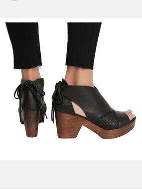 Free People Revolver Clog Leather Platform Sandals In Black